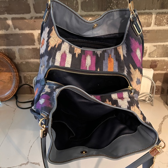 Coach F30803 Madison IKAT Shoulder Bag - Like New - Picture 3 of 12